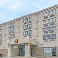 Photo of Super 8 by Wyndham Mississauga