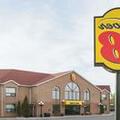 Image of Super 8 by Wyndham Mt Hope Hamilton Intl Arpt ON