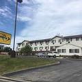 Exterior of Super 8 by Wyndham New Castle