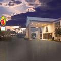 Exterior of Super 8 by Wyndham Oxford MS University Area