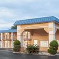 Exterior of Super 8 by Wyndham Port Royal/Beaufort