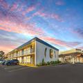 Image of Super 8 by Wyndham Riverside Al