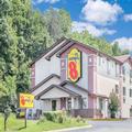 Exterior of Super 8 by Wyndham Roanoke VA