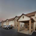 Photo of Super 8 by Wyndham Rochelle