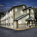 Photo of Super 8 by Wyndham Salem Va