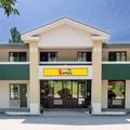 Image of Super 8 by Wyndham White River Junction