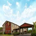 Photo of Super 8 by Wyndham Woodburn