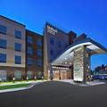 Exterior of The Fairfield Inn & Suites Cincinnati Airport South / Florence
