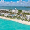 Exterior of The Grand Oasis Cancun - All Inclusive