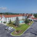 Exterior of The Inn at Apple Valley, an Ascend Collection Hotel
