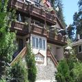 Exterior of The North Shore Inn