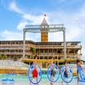 Exterior of The Waves Resort Corpus Christi