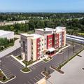 Exterior of Towneplace Suites by Marriott Chicago Waukegan / Gurnee