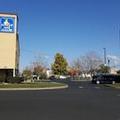 Exterior of Travel Inn Motel