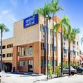 Exterior of Travelodge by Wyndham Chatsworth