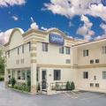 Exterior of Travelodge by Wyndham Lima Oh