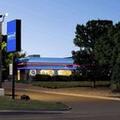Exterior of Travelodge by Wyndham Vaughn