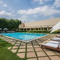Exterior of Trident, Agra