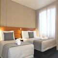 Photo of Ventura Inn & Suites Hamilton