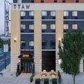 Exterior of Watt Hotel Rahway Tapestry Collection by Hilton
