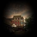 Exterior of Waynebrook Inn, Est 1865
