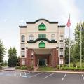 Exterior of Wingate by Wyndham Louisville East