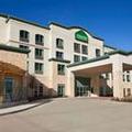 Exterior of Wingate by Wyndham Seminole