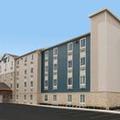 Image of Woodspring Suites Chicago Libertyville
