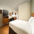 Exterior of Woodspring Suites Louisville Jeffersontown