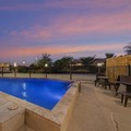 Swimming pool at Best Western Green Oak Inn & Suites