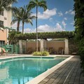 Swimming pool at Courtyard by Marriott Fort Lauderdale Airport & Cruise Port