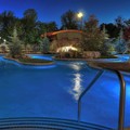 Swimming pool at Courtyard by Marriott Pigeon Forge