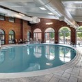 Swimming pool at Embassy Suites Williamsburg