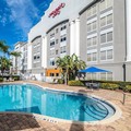 Swimming pool at Hampton Inn Orlando / Lake Buena Vista