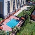 Swimming pool at Hampton Inn Orlando Maingate South