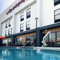 Swimming pool at Hampton Inn Santee I 95