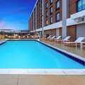 Photo of Holiday Inn & Suites: Richmond West End An Ihg Hotel Pool