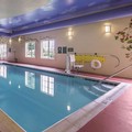Photo of La Quinta Inn & Suites by Wyndham Bowling Green Pool