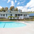 Swimming pool at Quality Inn Yosemite Valley Gateway