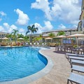 Swimming pool at Residence Inn Oahu Kapolei