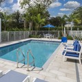 Swimming pool at Star Suites: An Extended Stay Hotel