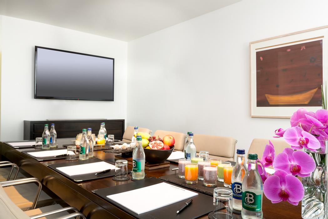 Photo of Executive Lounge Boardroom