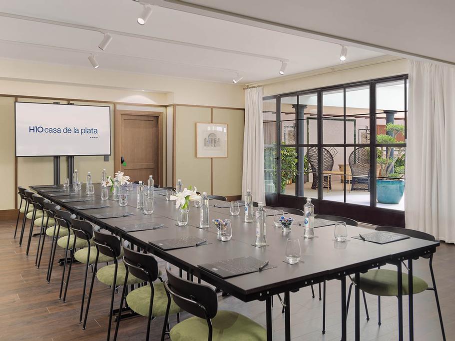 Photo of COLON MEETING ROOM