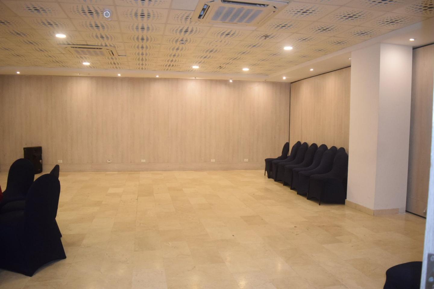 Photo of GRAN SALON