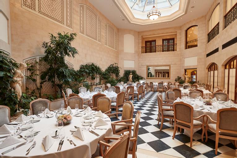 Photo of Large Wintergarden