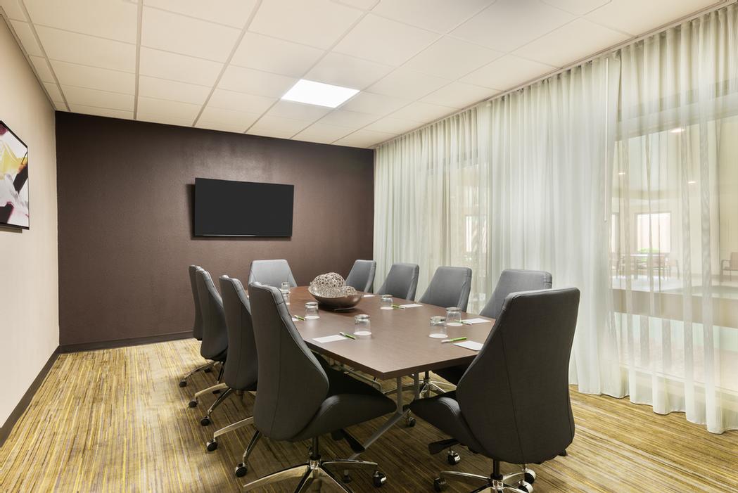Photo of Lafayette Boardroom 