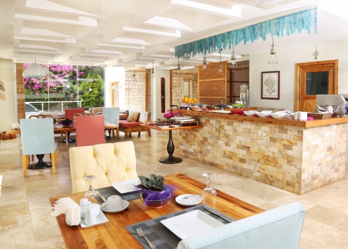 Photo of HENRIS BISTRO LOUNGE 