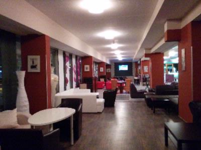 Photo of Lobby Hall