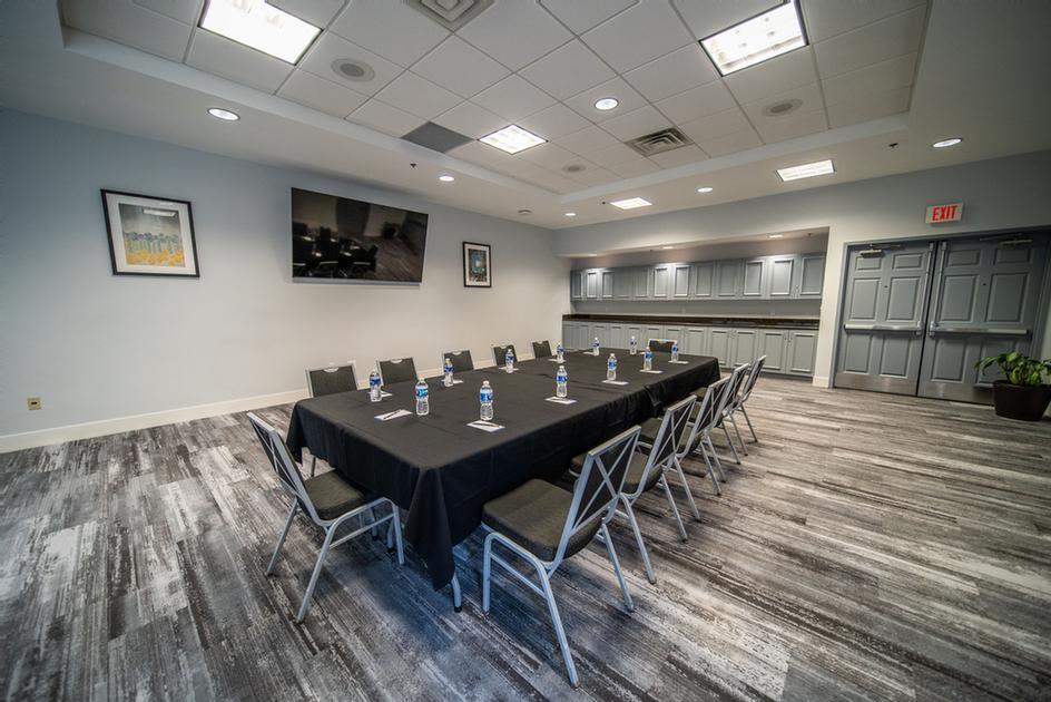 Photo of Embassy Room