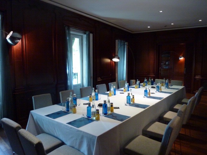Photo of Salon Alcala